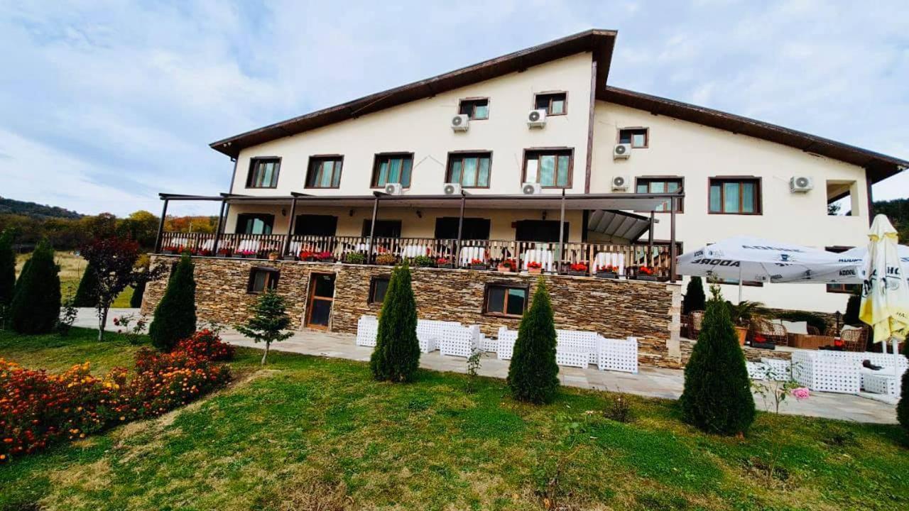 Family Borovitsa Hotel 2*