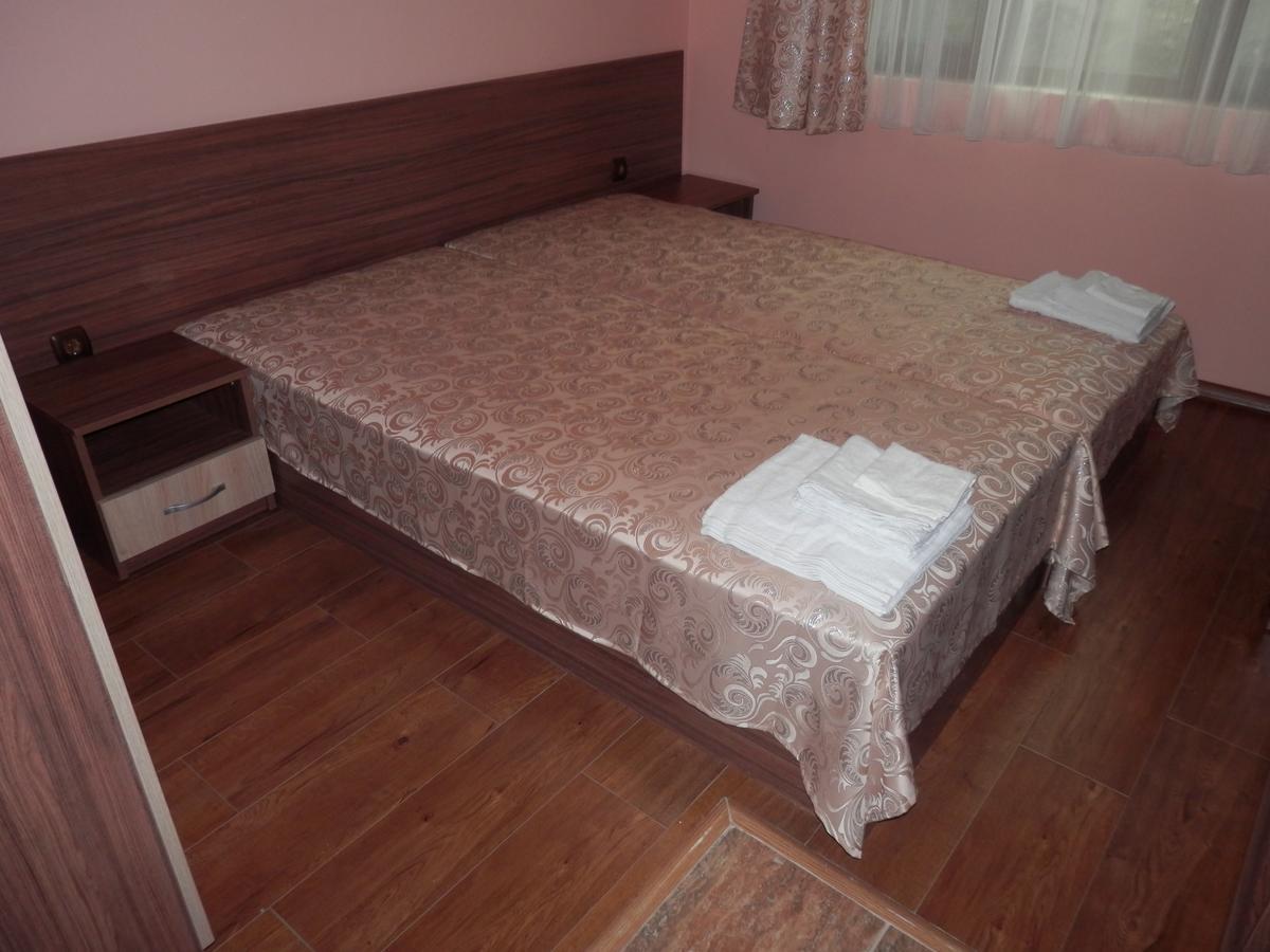 Family Borovitsa Hotel 2*
